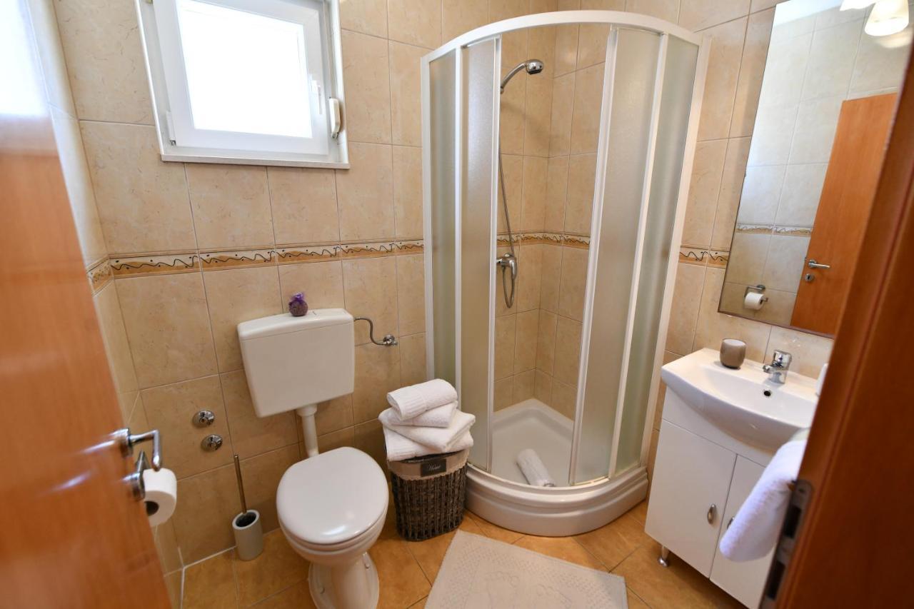 Apartments Vila Miranda โวดีเซ ภายนอก รูปภาพ