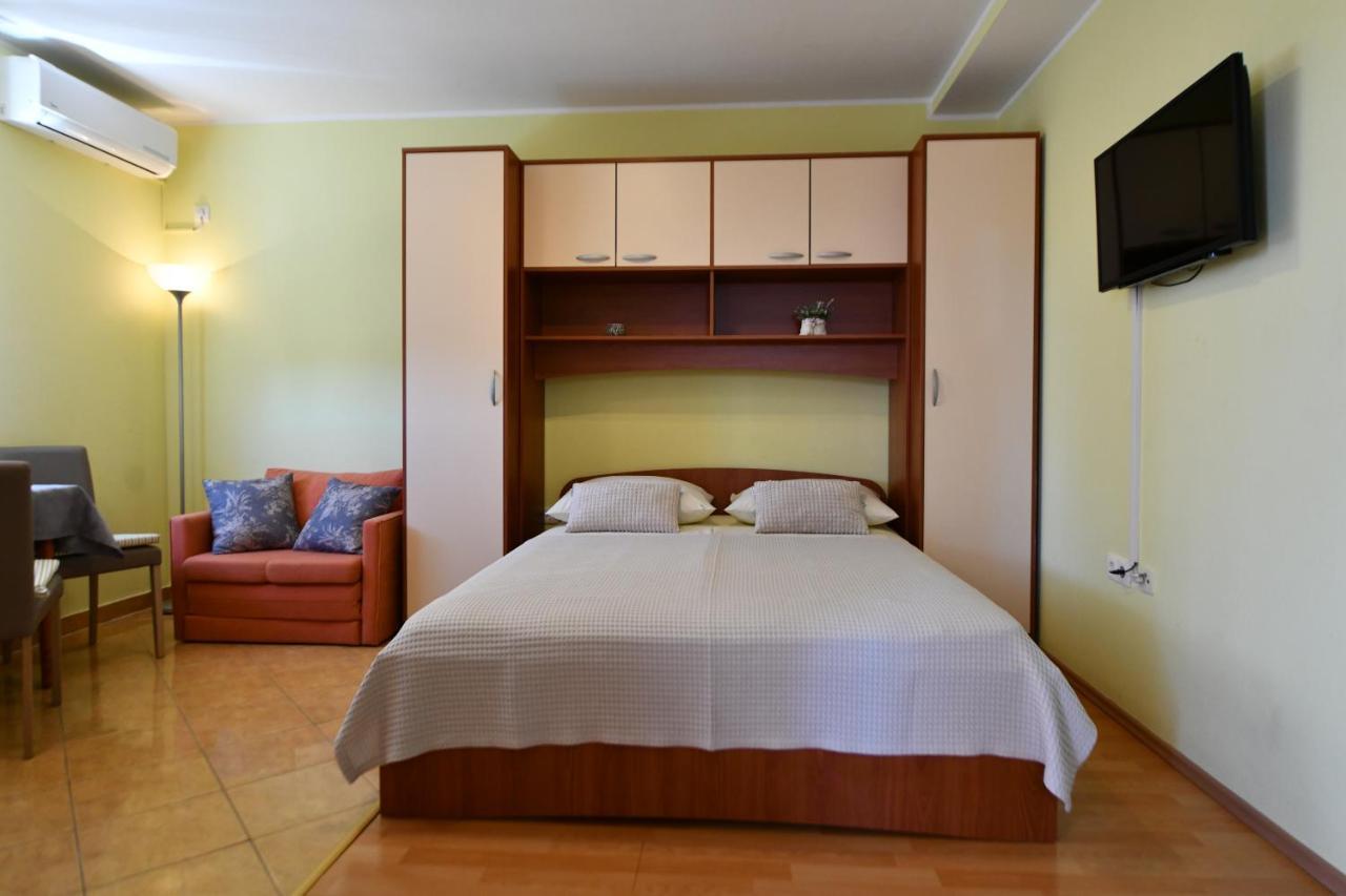Apartments Vila Miranda โวดีเซ ภายนอก รูปภาพ