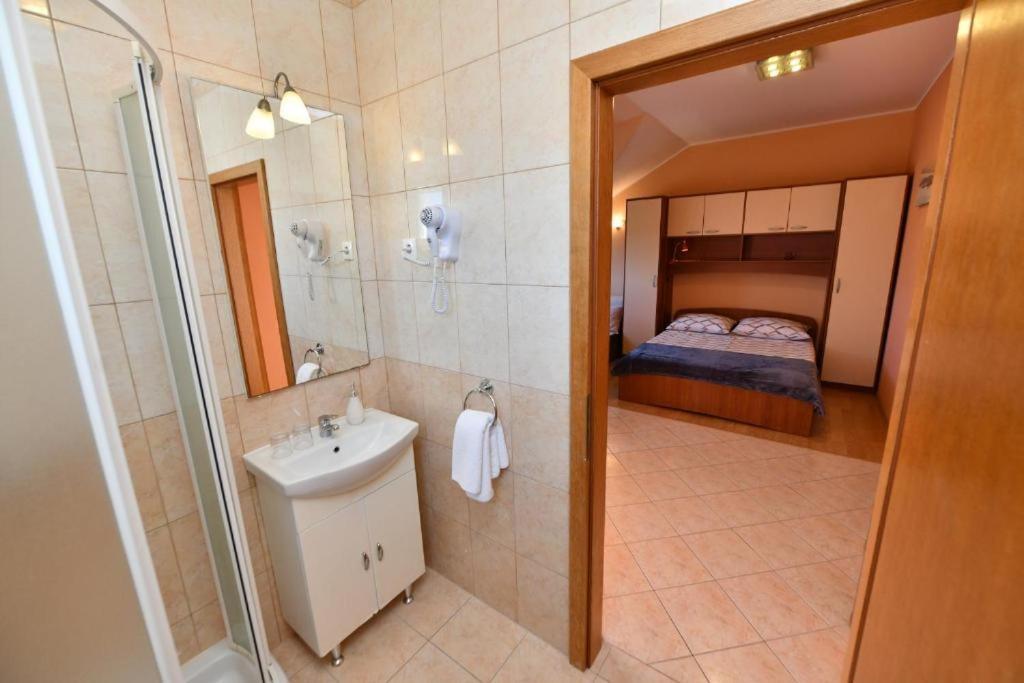 Apartments Vila Miranda โวดีเซ ภายนอก รูปภาพ