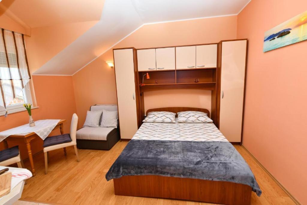 Apartments Vila Miranda โวดีเซ ภายนอก รูปภาพ