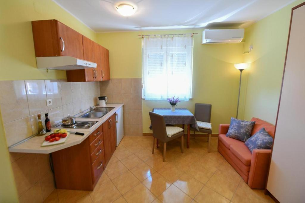Apartments Vila Miranda โวดีเซ ภายนอก รูปภาพ