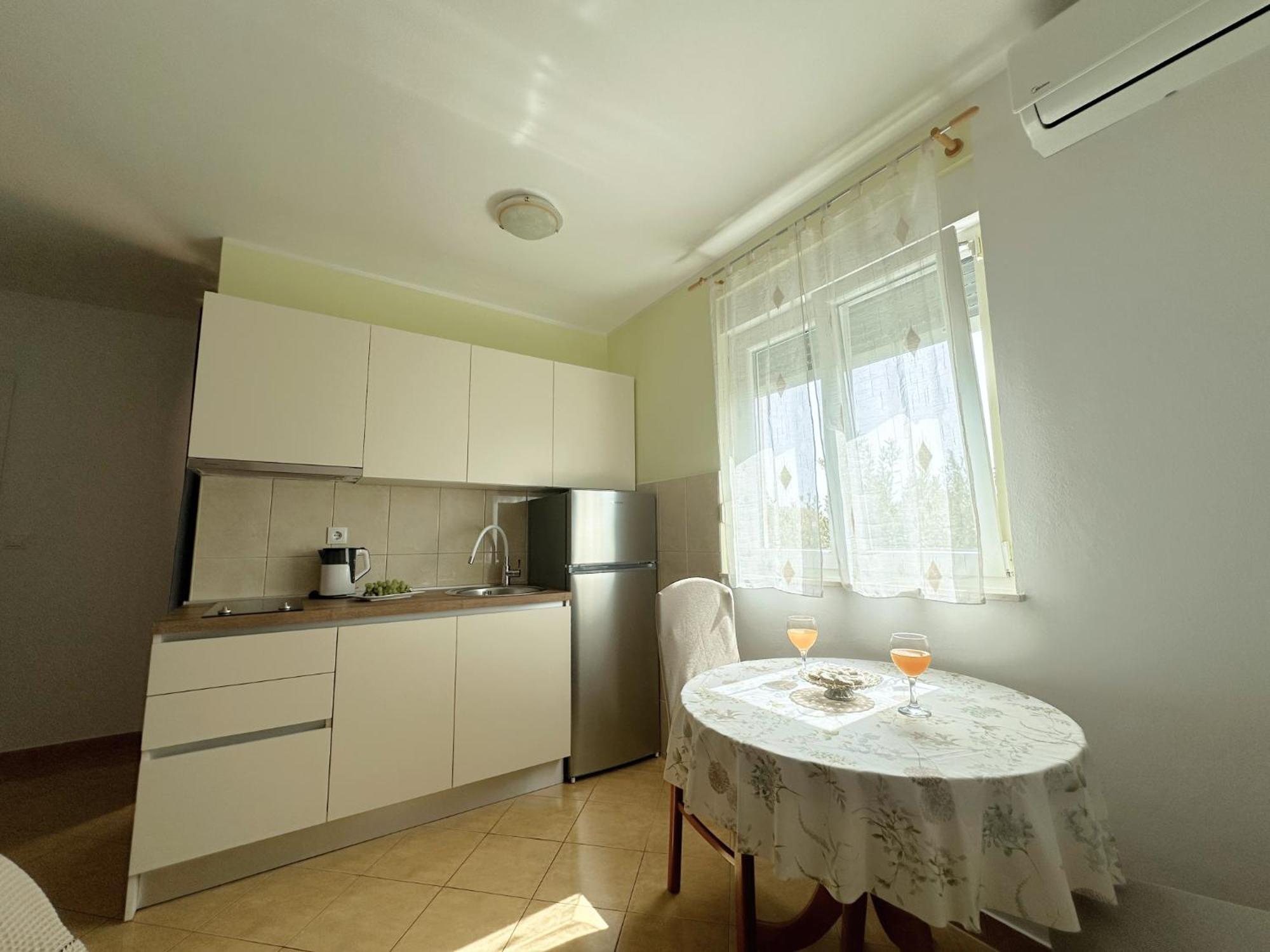 Apartments Vila Miranda โวดีเซ ภายนอก รูปภาพ