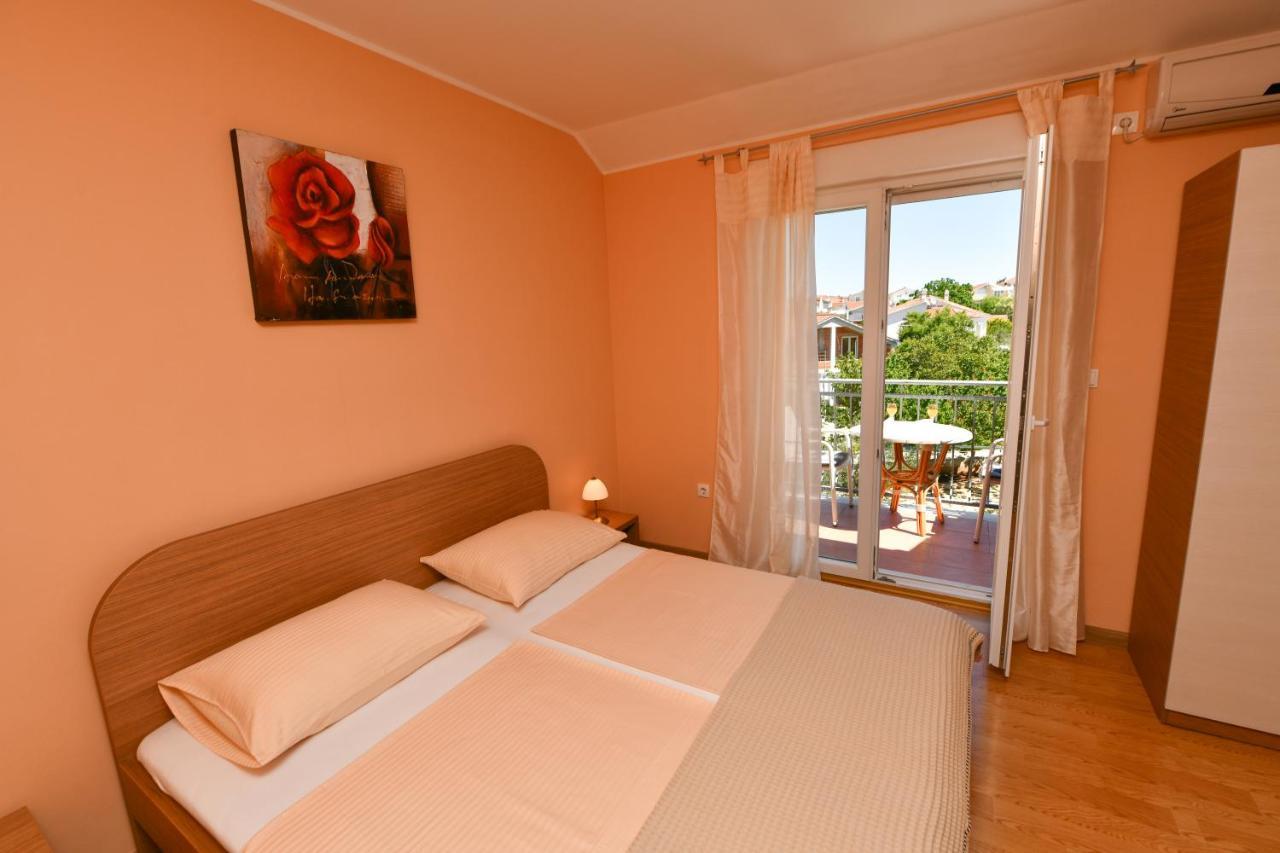 Apartments Vila Miranda โวดีเซ ภายนอก รูปภาพ