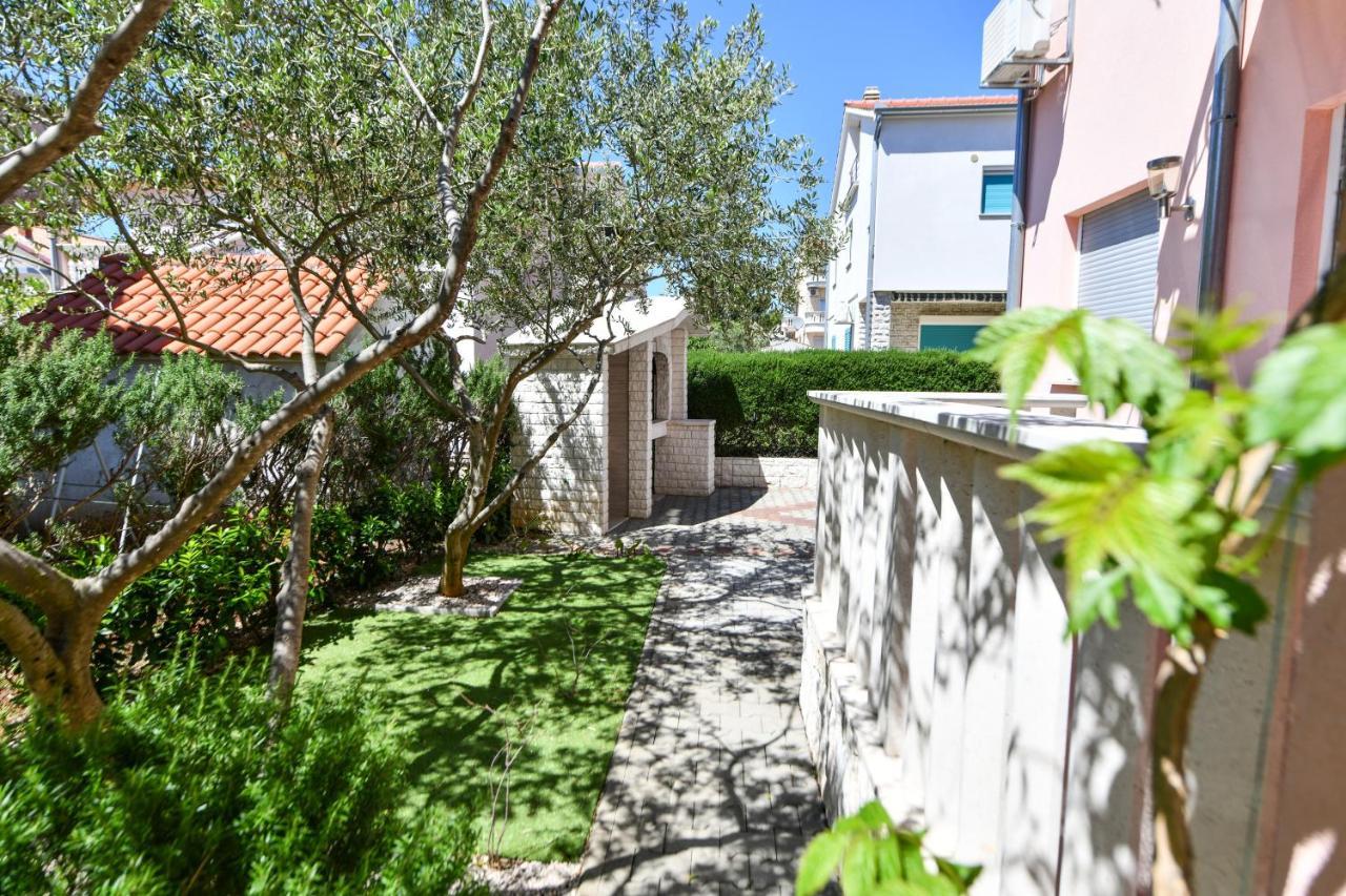 Apartments Vila Miranda โวดีเซ ภายนอก รูปภาพ