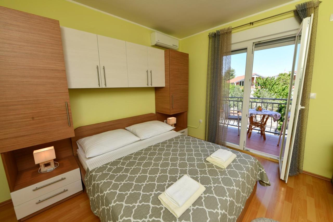 Apartments Vila Miranda โวดีเซ ภายนอก รูปภาพ