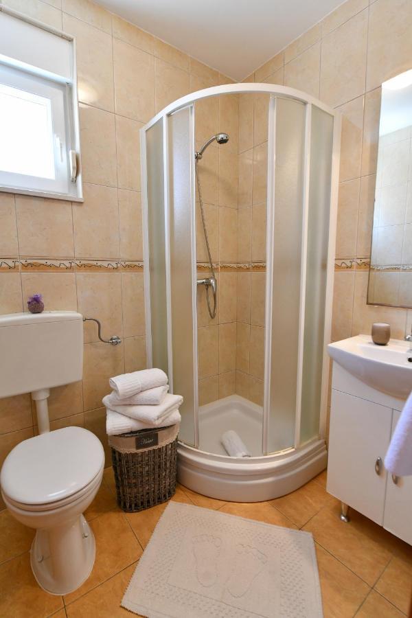 Apartments Vila Miranda โวดีเซ ภายนอก รูปภาพ